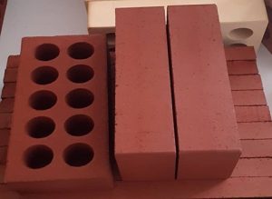 تفاوت سفال قرمز با بلوک سیمانی در دیوارچینی ؟